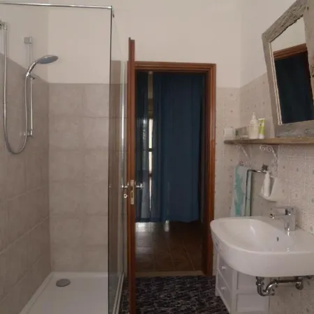 Bed and Breakfast L'incrocio - *